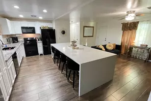 1462 W University Dr, Mesa, AZ 85201 - Photo 5