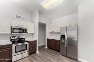 1541 E Colonial Dr, Chandler, AZ 85249 - Photo 7