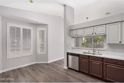 1541 E Colonial Drive, Chandler, AZ 85249 - Photo 9