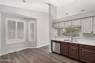 1541 E Colonial Dr, Chandler, AZ 85249 - Photo 9