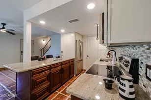 10209 N 8th Pl, Phoenix, AZ 85020 - Photo 7