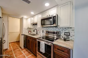 10209 N 8th Pl, Phoenix, AZ 85020 - Photo 9