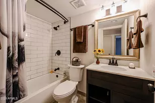 10209 N 8th Pl, Phoenix, AZ 85020 - Photo 13