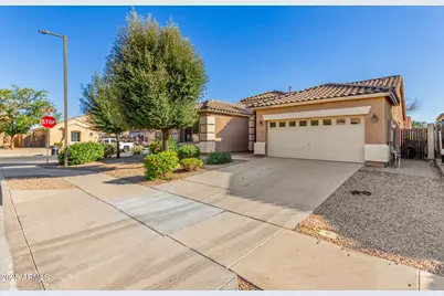 16345 W Sierra Street, Surprise, AZ 85388 - Photo 3