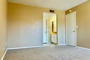 623 W Guadalupe Rd, Mesa, AZ 85210 - Photo 9