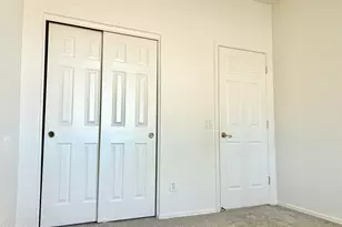 852 E Runaway Bay Pl, Chandler, AZ 85249 - Photo 13