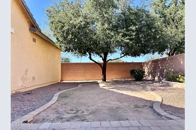 852 E Runaway Bay Place, Chandler, AZ 85249 - Photo 17