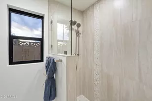 1413 E San Miguel Ave, Phoenix, AZ 85014 - Photo 33