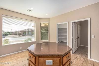 10946 E Oro Avenue, Mesa, AZ 85212 - Photo 17