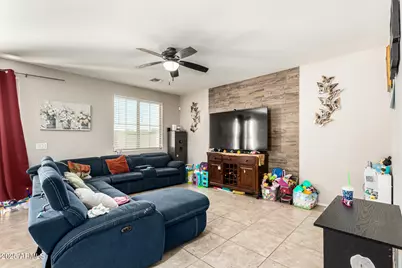 2625 S 121st Drive, Avondale, AZ 85323 - Photo 7