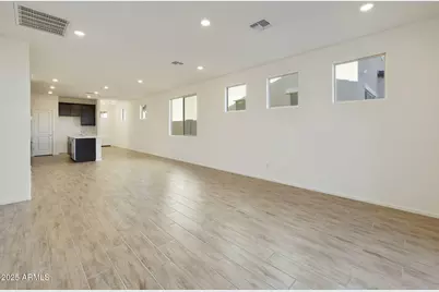 13247 N 145th Lane, Surprise, AZ 85379 - Photo 21