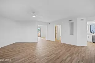 9151 W Greenway Rd, Peoria, AZ 85381 - Photo 1