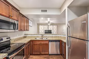 21655 N 36th Ave, Glendale, AZ 85308 - Photo 9