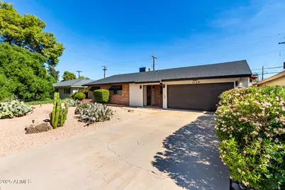 5129 N 18th Place, Phoenix, AZ 85016 - Photo 3