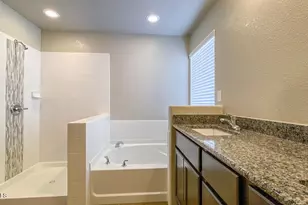 1123 Marchbanks Dr, Sierra Vista, AZ 85635 - Photo 9