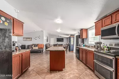 31930 N 169th Avenue, Surprise, AZ 85387 - Photo 17