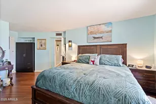 10540 W Palmeras Dr, Sun City, AZ 85373 - Photo 15