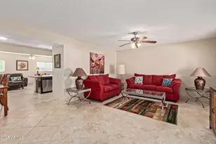 10511 W Edgewood Dr, Sun City, AZ 85351 - Photo 3