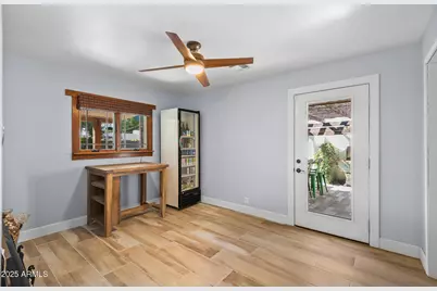 4037 E Minnezona Avenue, Phoenix, AZ 85018 - Photo 35