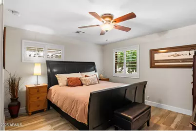 4037 E Minnezona Avenue, Phoenix, AZ 85018 - Photo 33