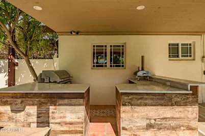 4037 E Minnezona Avenue, Phoenix, AZ 85018 - Photo 55