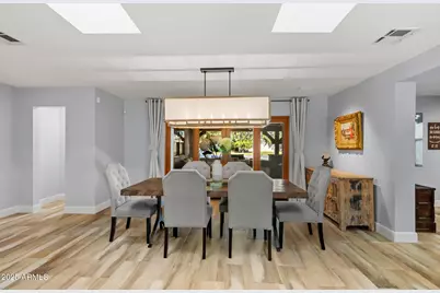 4037 E Minnezona Avenue, Phoenix, AZ 85018 - Photo 27