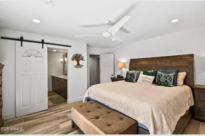 4037 E Minnezona Avenue, Phoenix, AZ 85018 - Photo 29