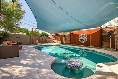 4037 E Minnezona Avenue, Phoenix, AZ 85018 - Photo 41