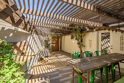 4037 E Minnezona Avenue, Phoenix, AZ 85018 - Photo 55