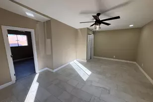 1044 E Whitton Ave, Phoenix, AZ 85014 - Photo 11