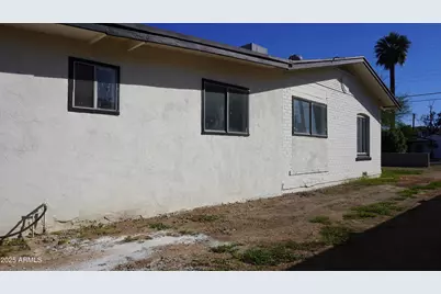 1044 E Whitton Avenue #Front, Phoenix, AZ 85014 - Photo 49