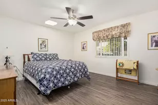 10439 W Saratoga Cir, Sun City, AZ 85351 - Photo 15