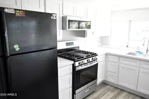 17836 North 21st St, Phoenix, AZ 85022 - Photo 13