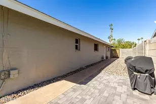 1959 E Laguna Dr, Tempe, AZ 85282 - Photo 55