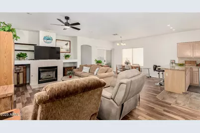 11021 W Tonto Lane, Peoria, AZ 85373 - Photo 7