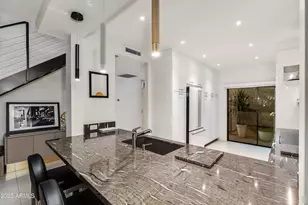 6214 N 30th Pl, Phoenix, AZ 85016 - Photo 9