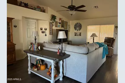 8734 W Bloomfield Road W, Peoria, AZ 85381 - Photo 5