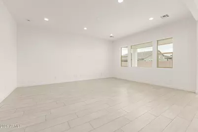 18158 W Watkins Street, Goodyear, AZ 85338 - Photo 7