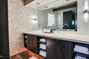 902 W Verde Ln, Phoenix, AZ 85013 - Photo 27