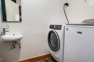 902 W Verde Ln, Phoenix, AZ 85013 - Photo 37