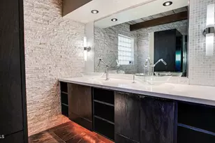 902 W Verde Ln, Phoenix, AZ 85013 - Photo 23