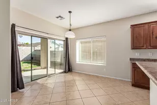 14548 W Watson Ln, Surprise, AZ 85379 - Photo 7