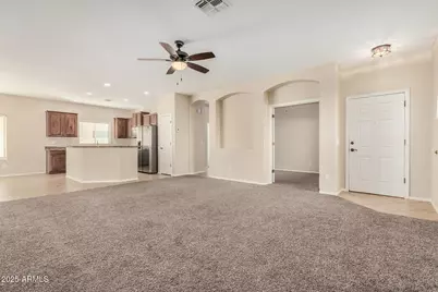 14548 W Watson Lane, Surprise, AZ 85379 - Photo 5