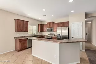 14548 W Watson Ln, Surprise, AZ 85379 - Photo 3