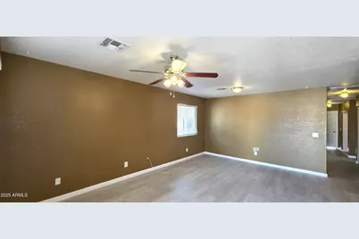 8075 W Cherry Hills Drive, Peoria, AZ 85345 - Photo 7