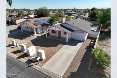 8075 W Cherry Hills Drive, Peoria, AZ 85345 - Photo 25