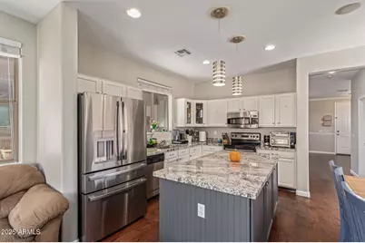 3802 E Chickadee Road, Gilbert, AZ 85297 - Photo 9