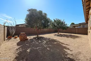 17123 W Orchid Ln, Waddell, AZ 85355 - Photo 37