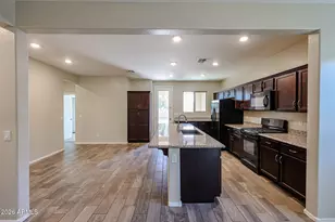 17123 W Orchid Ln, Waddell, AZ 85355 - Photo 15