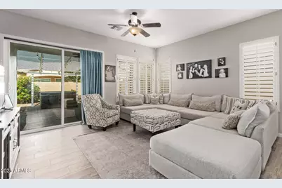 10154 E Nichols Avenue, Mesa, AZ 85209 - Photo 11